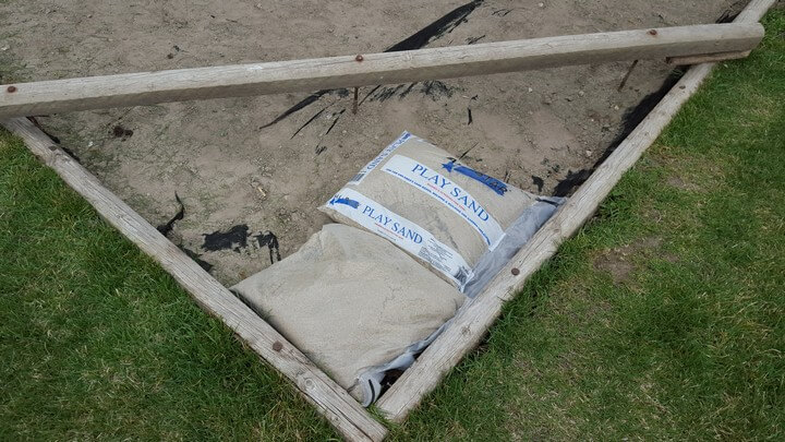 Daddy Building A Sandbox