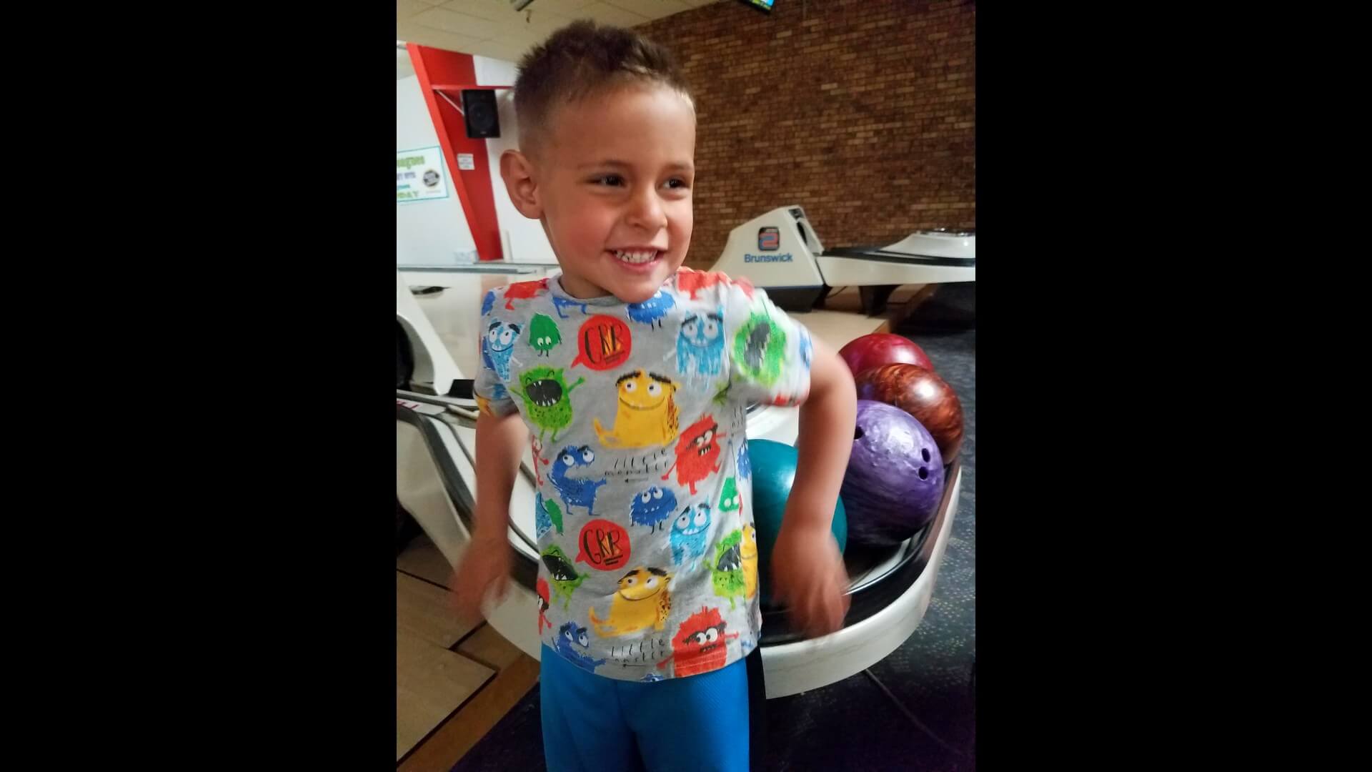Michael's 4 Years 5 Months Photo Gallery